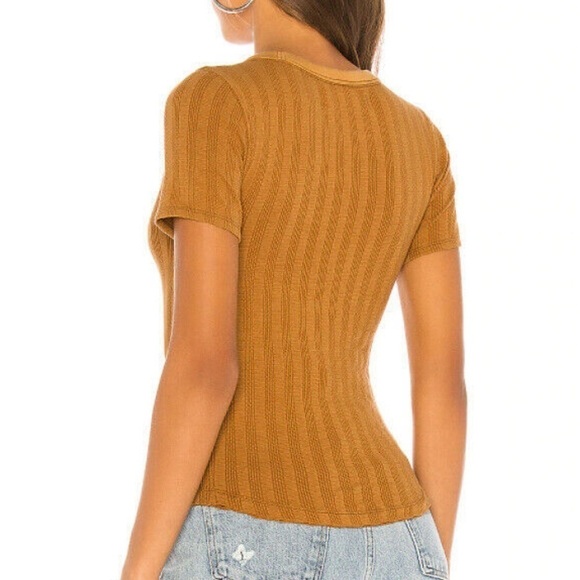 NWT Free People Escape Ribbed Tee in Tamarind Combo Gold - Picture 2 of 7